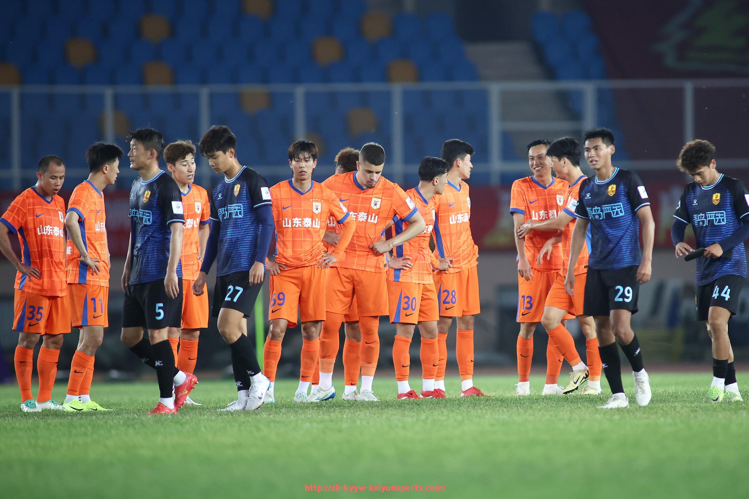 ky开云-法甲马赛教练赛后采访分析与战术解读