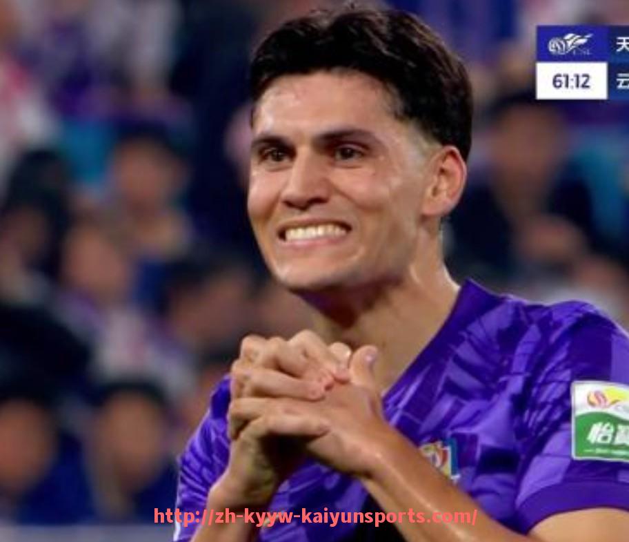 ky开云-世俱杯半场战况实时分析及精彩瞬间回顾